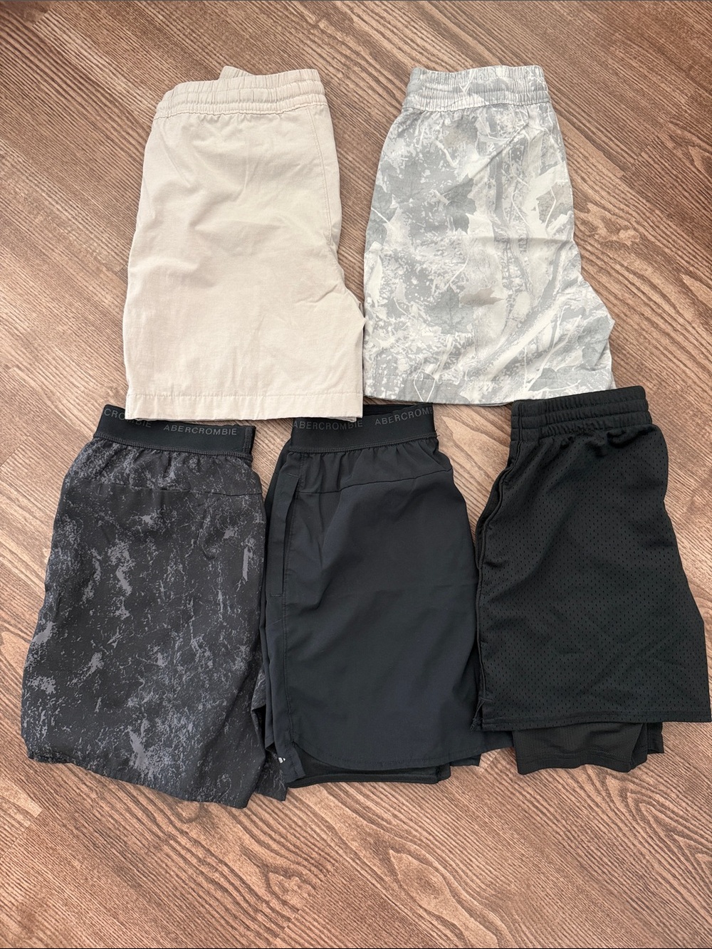 Abercrombie & Fitch Boy’s Athletic Shorts Pack - Beige, Light Gray, Black